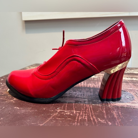 Red Oxford Platform Heels - Picture 6 of 6